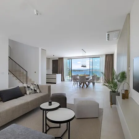 Semesterbostad Holiday Palms-4 By Interhome *